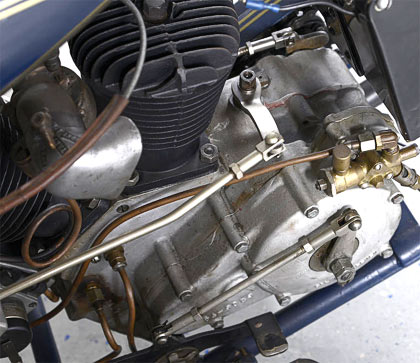 1930 Excelsior Super X engine detail